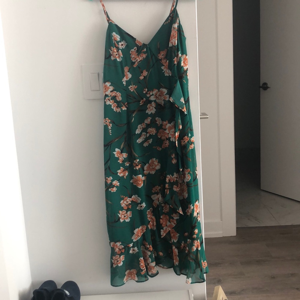 Green floral dress - Picture 1 of 3